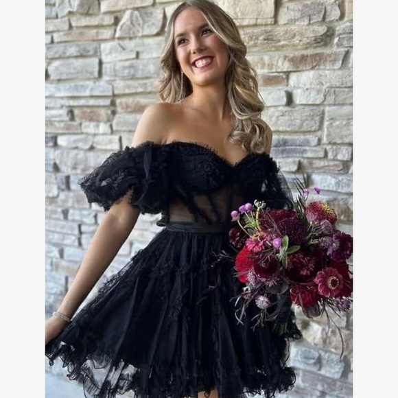 NEW Tiered Tulle Homecoming Dresses Off Shoulder Short Prom Dresses Puffy Sleeve - Picture 4 of 4